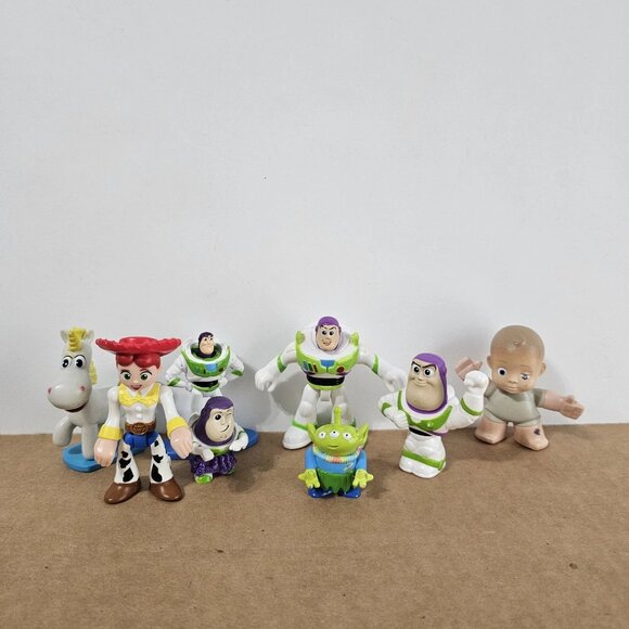 Toy Story Buzz Lightyear 8 Action Figures Buzz Jessie Alien Big Baby Buttercup - Picture 1 of 13